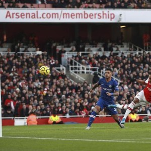  切尔西逆转取胜结束三连败  