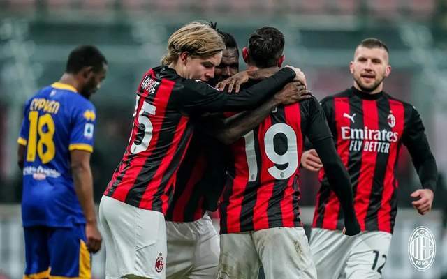  拉齐奥补时绝平保持不败  